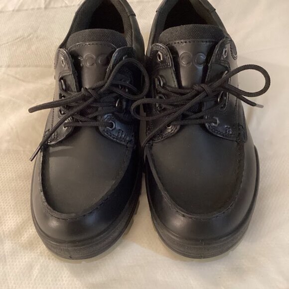 ECCO Track VI Men Low-Cut Black Gore-Tex Boots - Picture 5 of 15